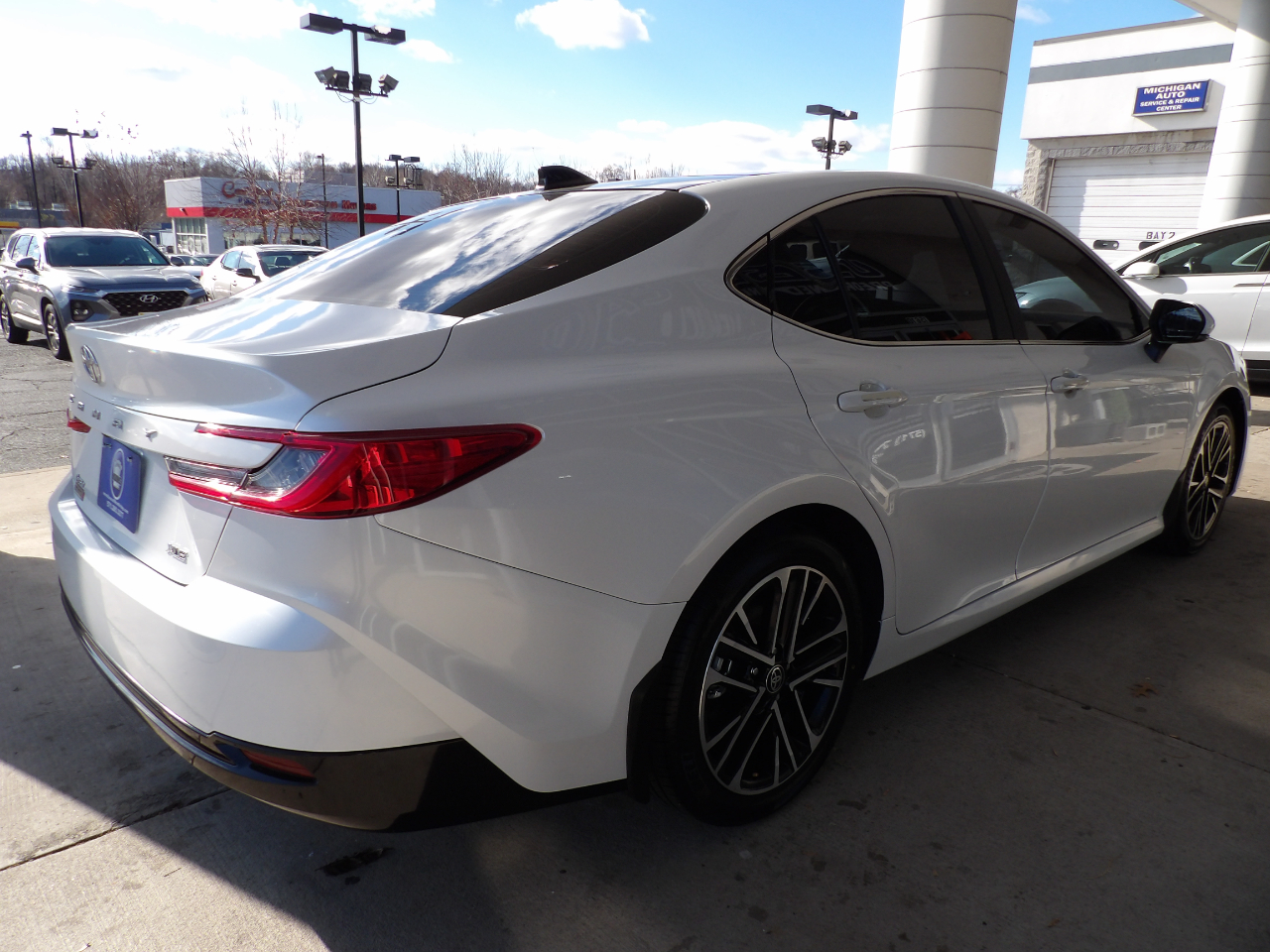 Toyota Camry XLE 2025