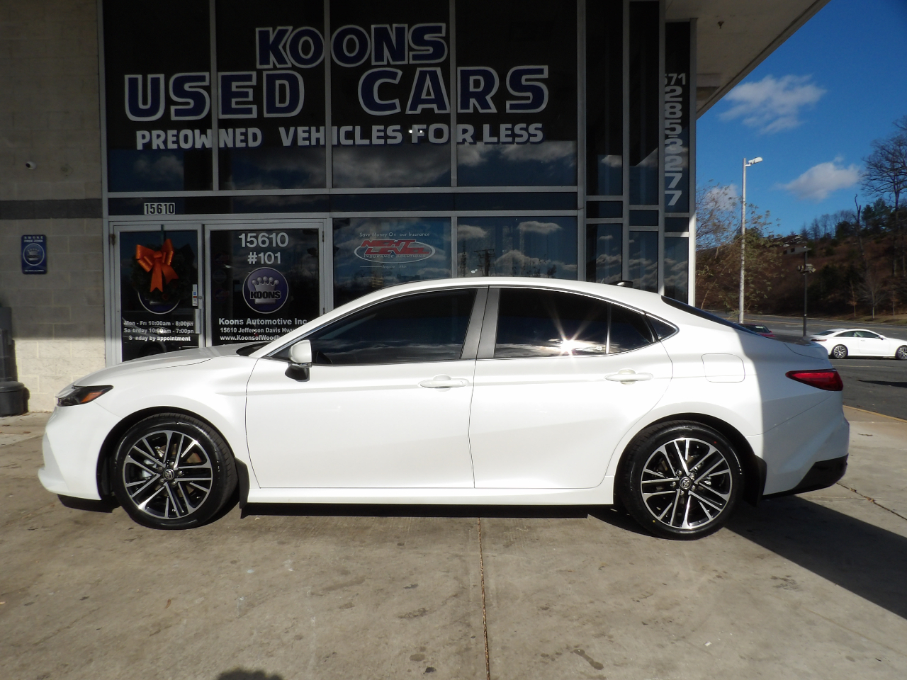 Toyota Camry XLE 2025