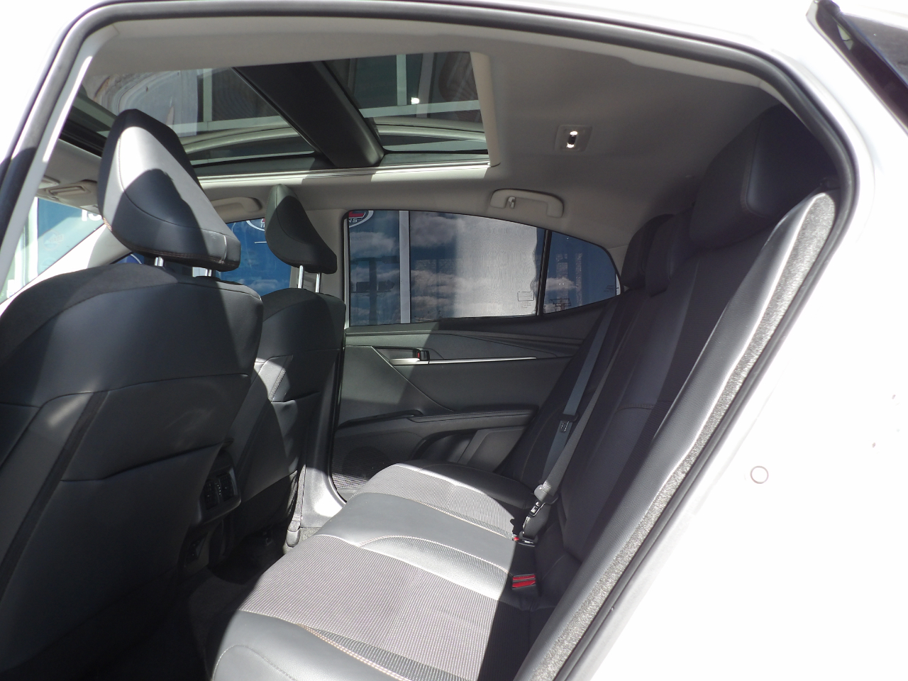 Toyota Camry XLE 2025