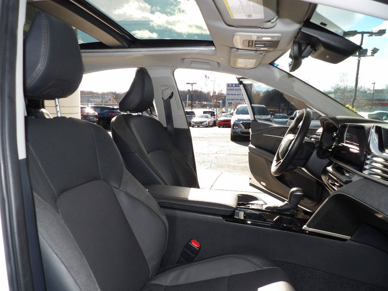 Toyota Camry XLE 2025