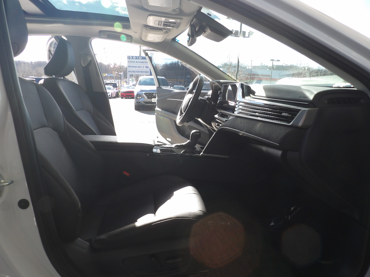 Toyota Camry XLE 2025