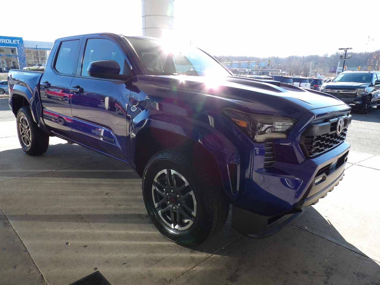 Toyota Tacoma 4WD TRD Sport Double Cab 5' Bed AT (Natl) 2024