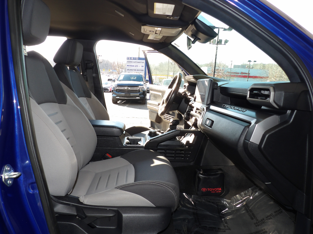 Toyota Tacoma 4WD TRD Sport Double Cab 5' Bed AT (Natl) 2024