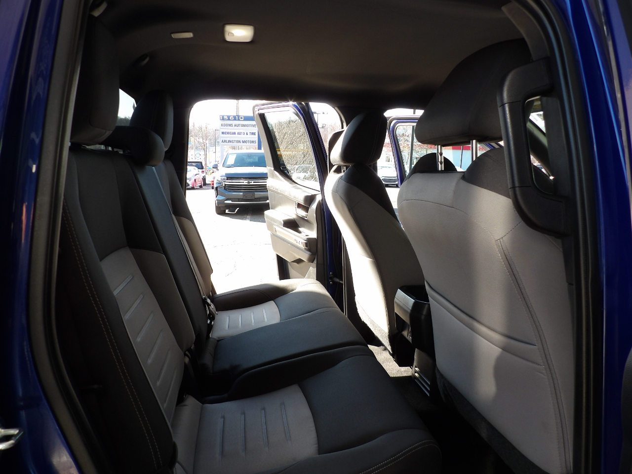 Toyota Tacoma 4WD TRD Sport Double Cab 5' Bed AT (Natl) 2024