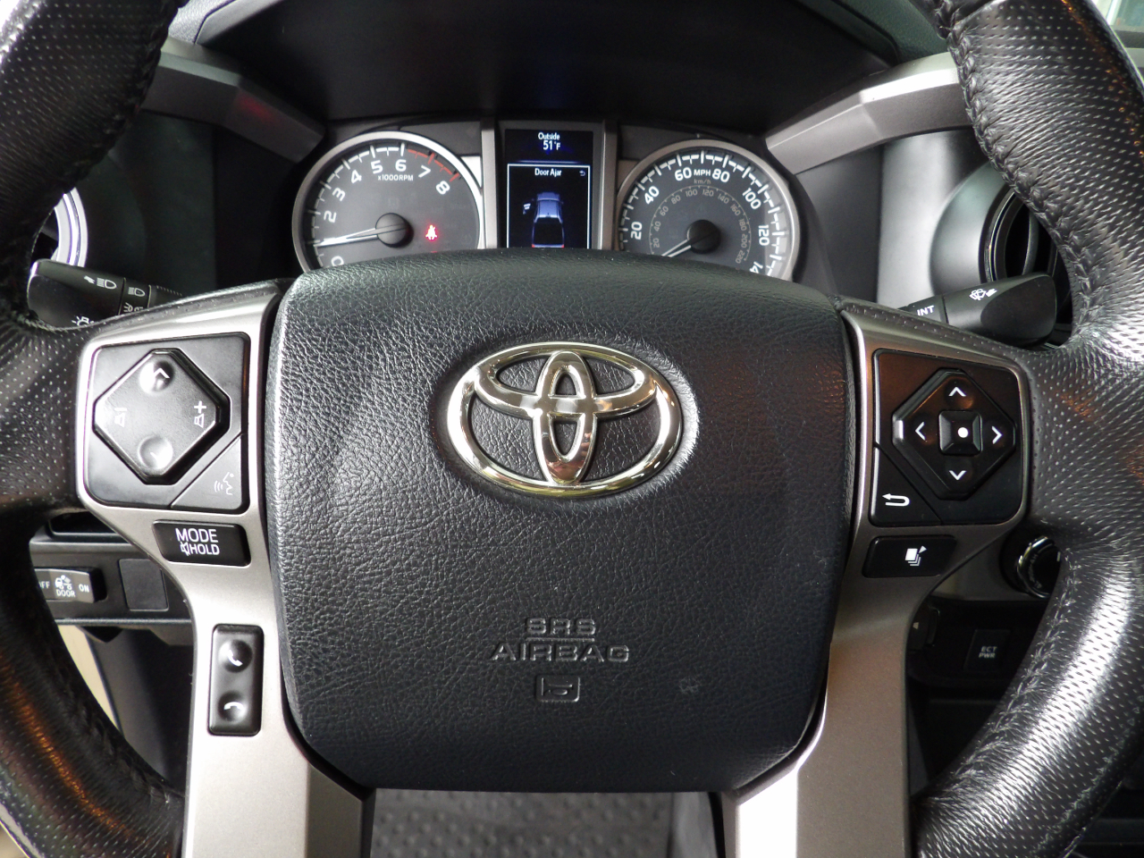 Toyota Tacoma SR5 Double Cab 6' Bed V6 4x4 AT (Natl) 2017