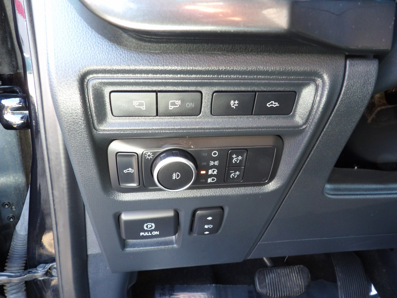 Ford F-150 XLT 4WD 2022