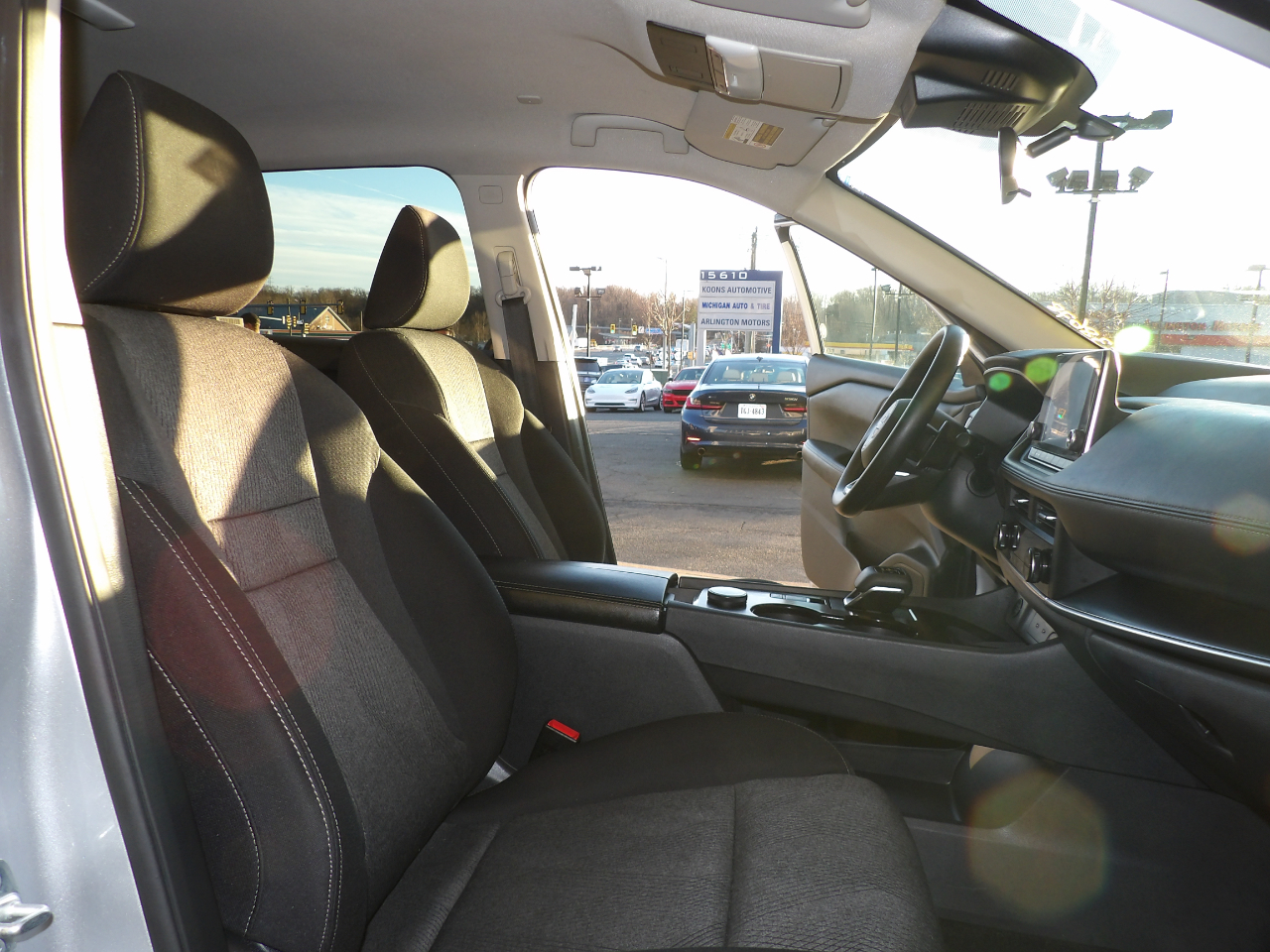 Nissan Rogue AWD SV 2024