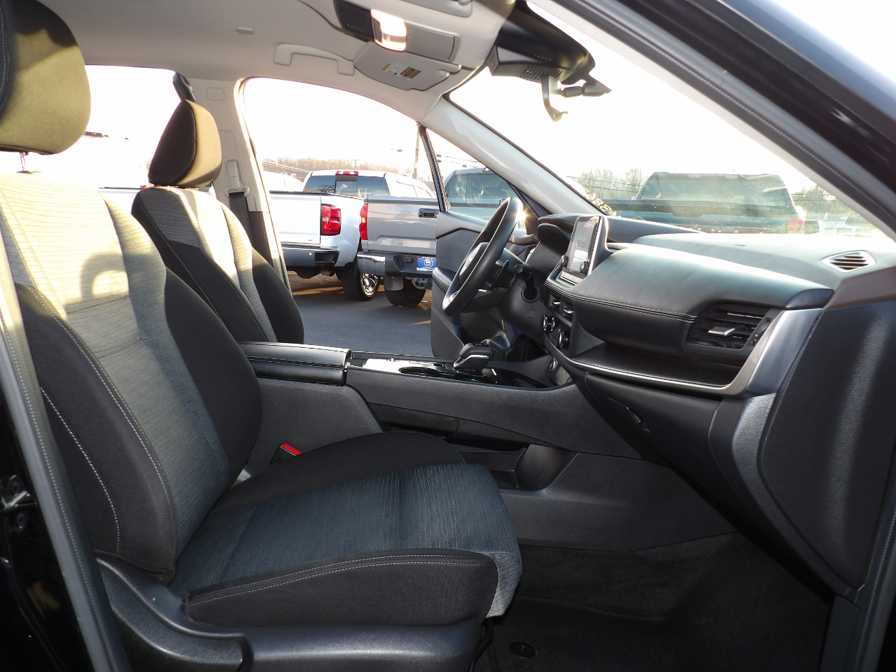 Nissan Rogue FWD SV 2023