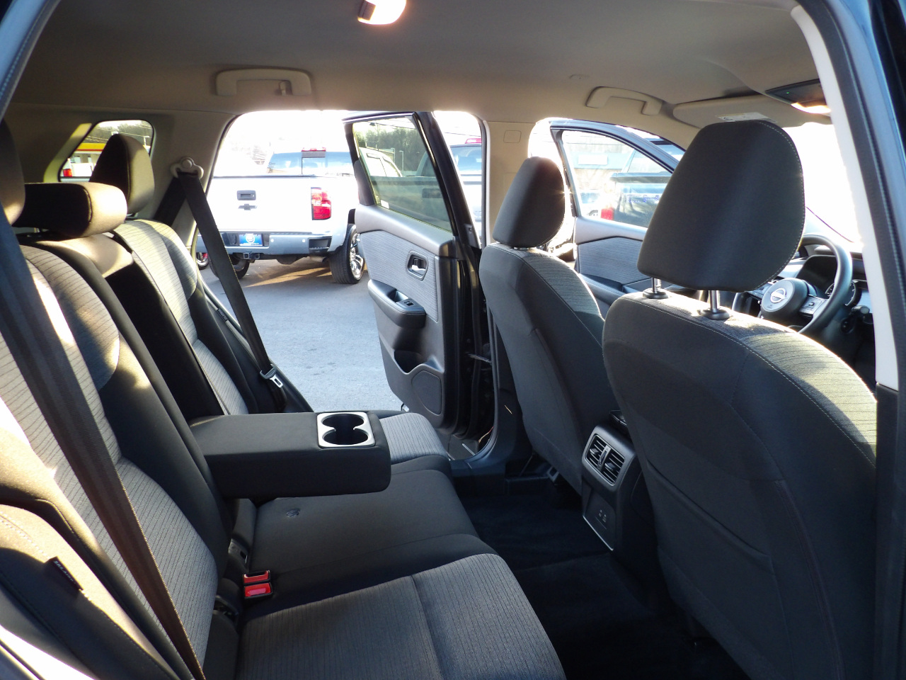 Nissan Rogue FWD SV 2023