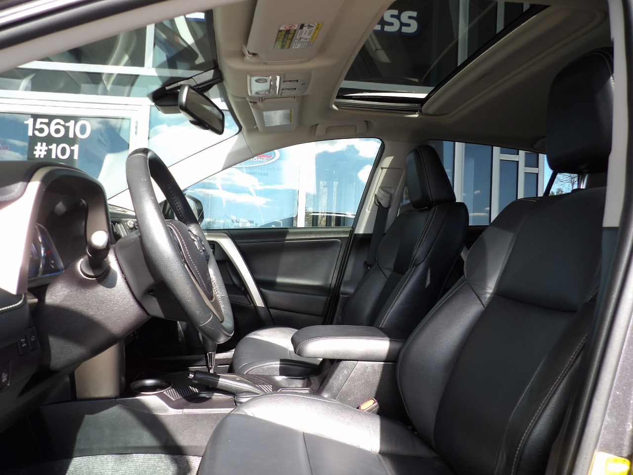 Toyota RAV4 AWD 4dr Limited (Natl) 2015