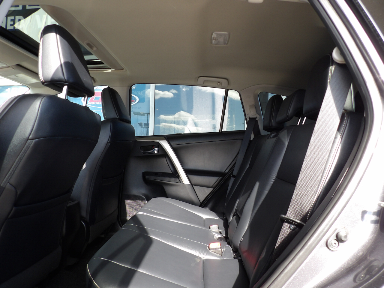 Toyota RAV4 AWD 4dr Limited (Natl) 2015