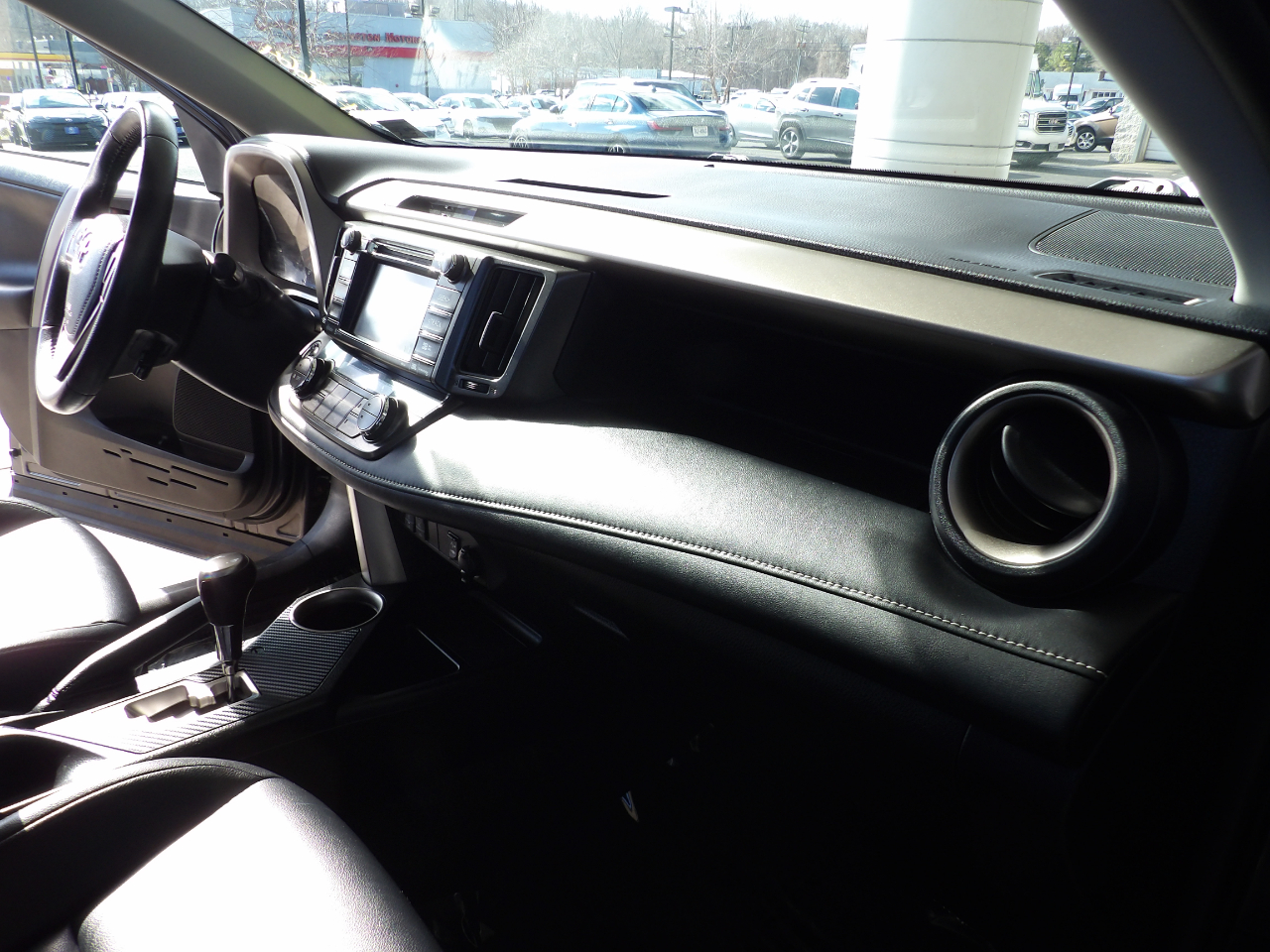 Toyota RAV4 AWD 4dr Limited (Natl) 2015