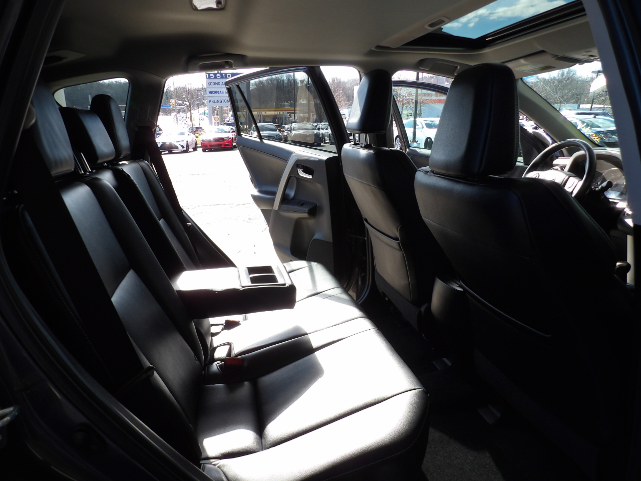 Toyota RAV4 AWD 4dr Limited (Natl) 2015