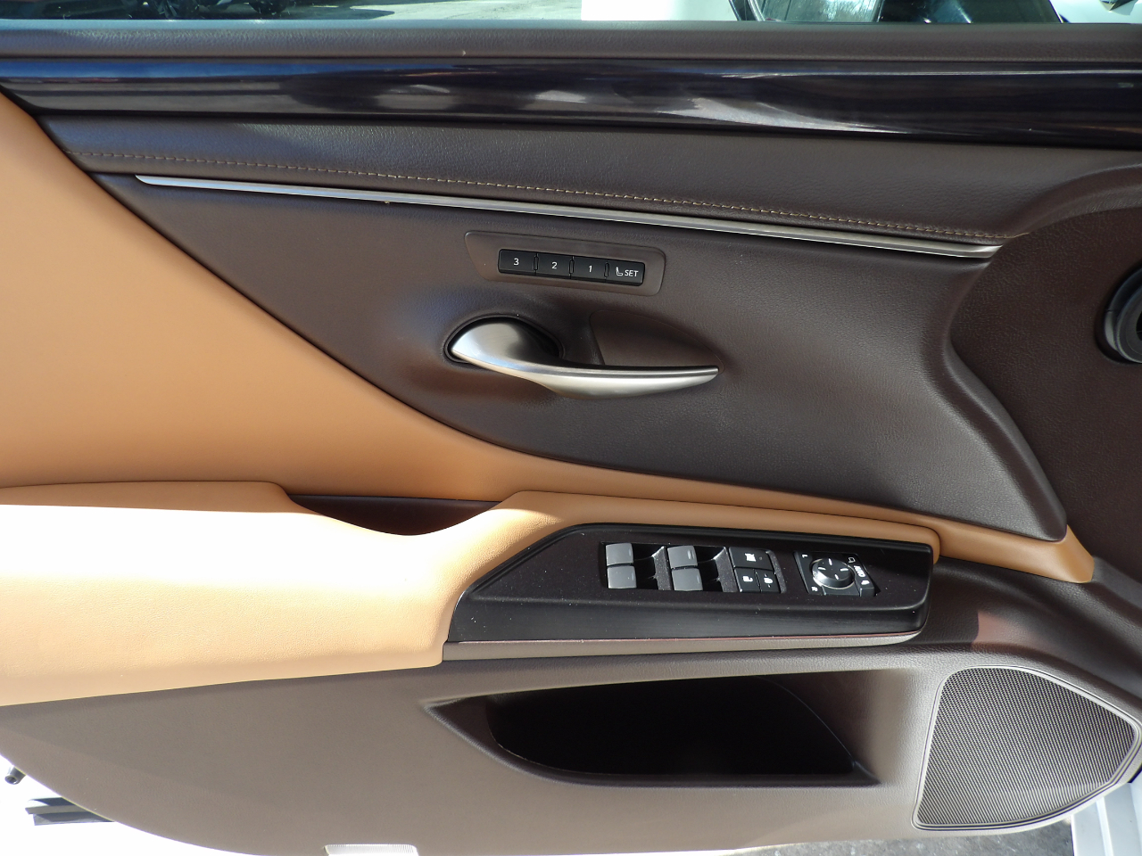 Lexus ES ES 350 FWD 2020