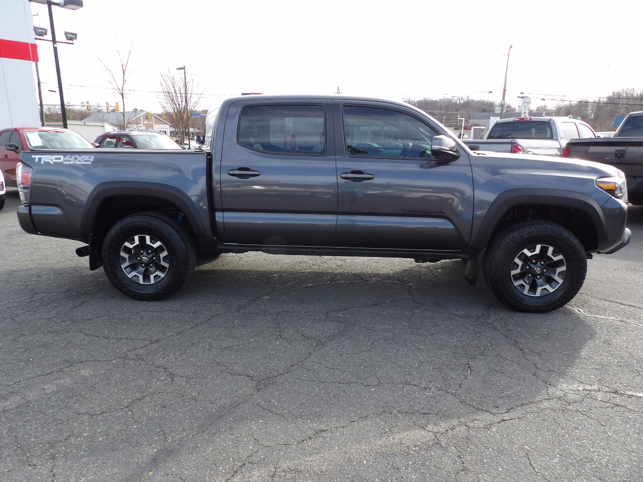 Toyota Tacoma 4WD TRD Off Road Double Cab 5' Bed AT (Natl) 2023