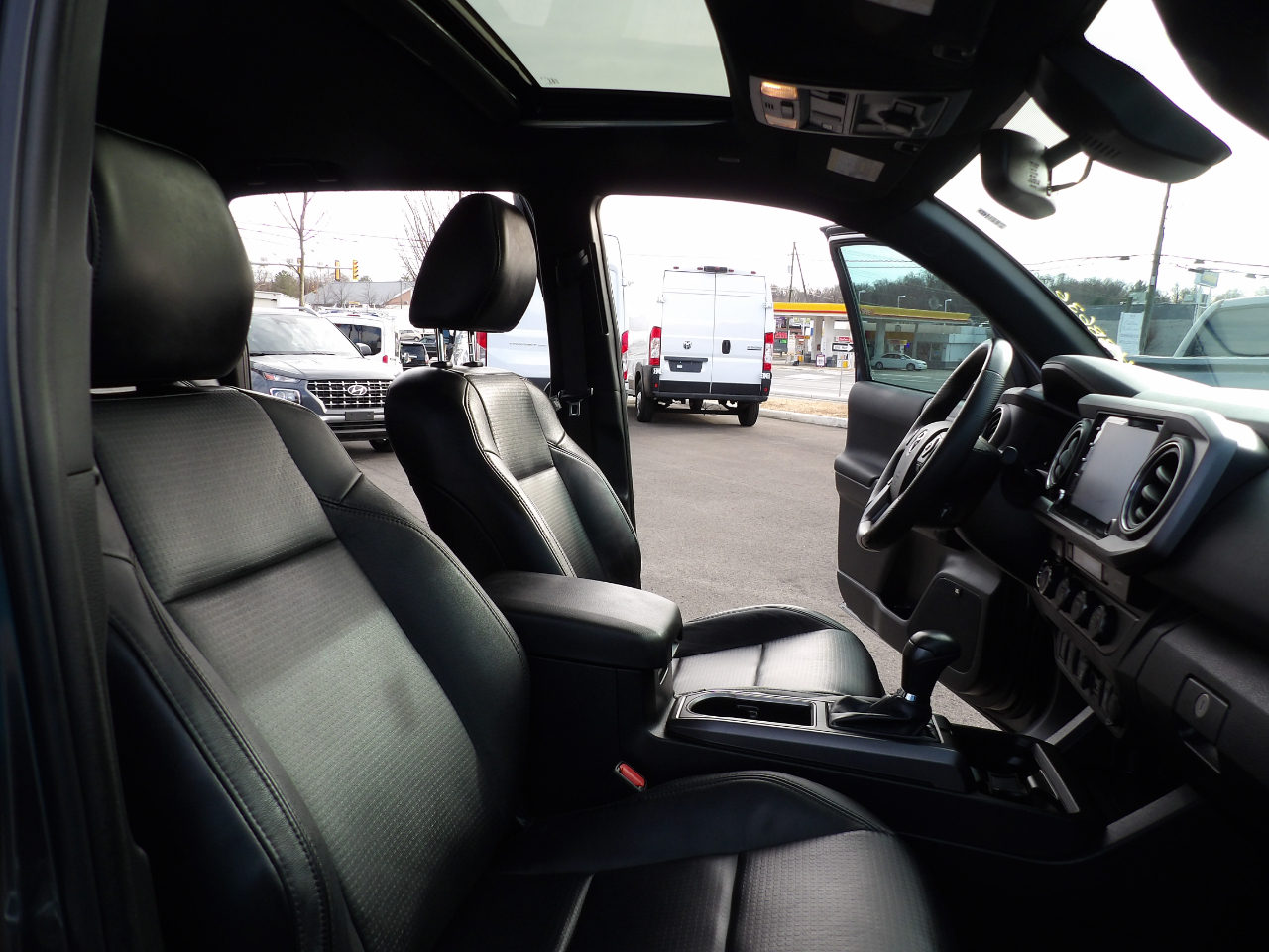 Toyota Tacoma 4WD TRD Off Road Double Cab 5' Bed AT (Natl) 2023