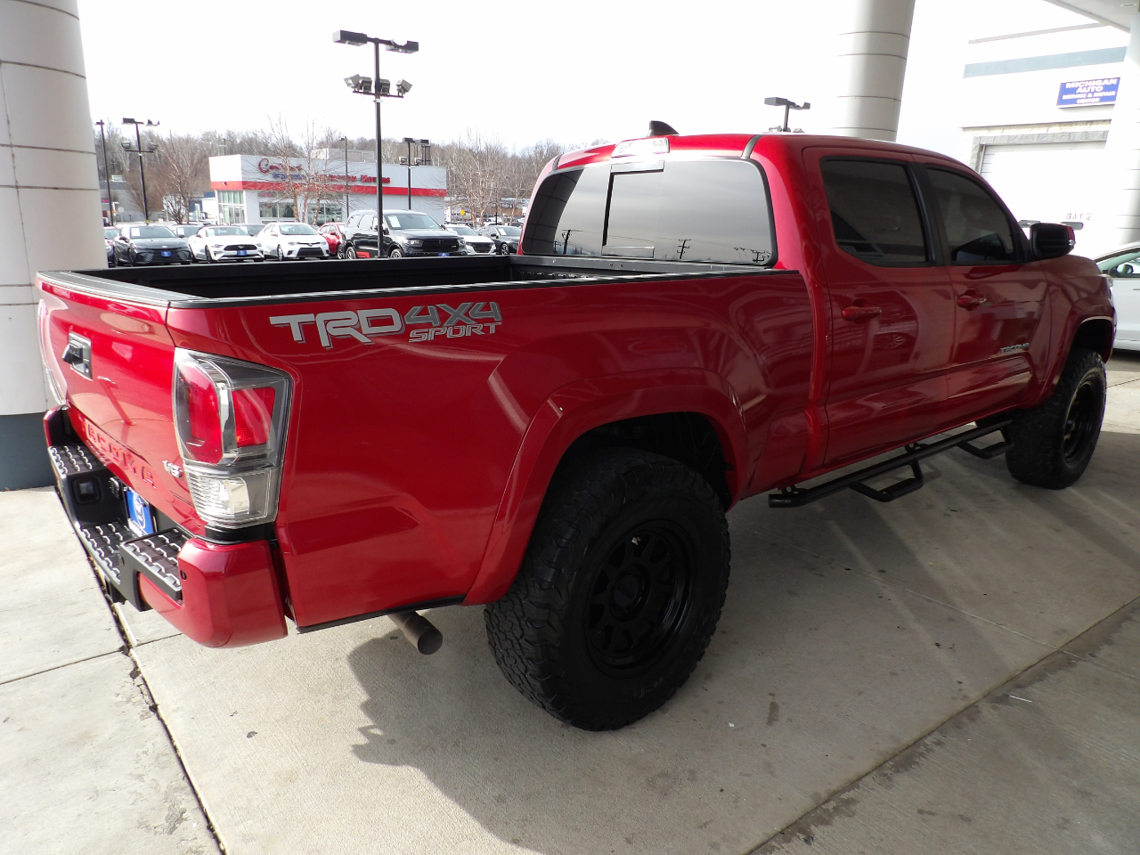 Toyota Tacoma 4WD TRD Sport Double Cab 6' Bed AT (Natl) 2022