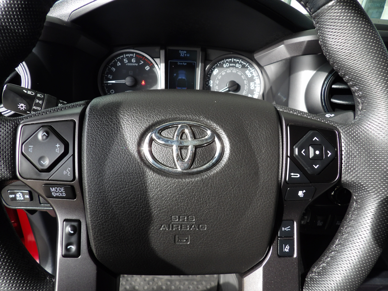 Toyota Tacoma 4WD TRD Sport Double Cab 6' Bed AT (Natl) 2022