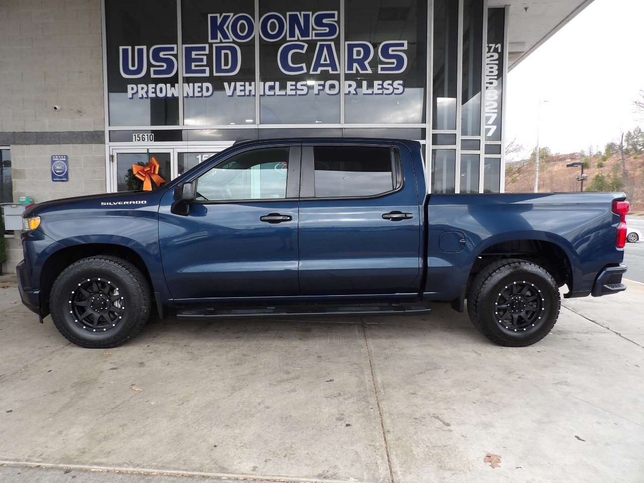 Chevrolet Silverado 1500 2WD Crew Cab 147" Custom 2021