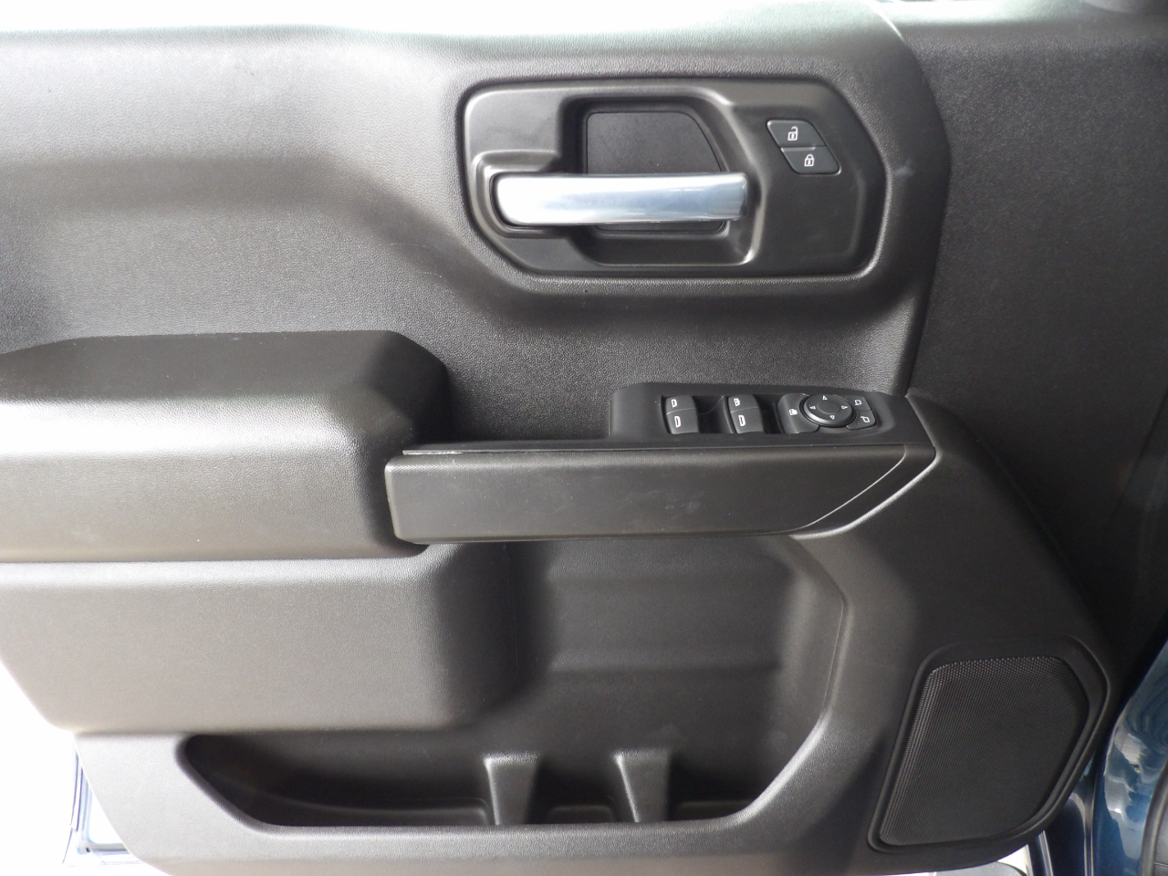 Chevrolet Silverado 1500 2WD Crew Cab 147" Custom 2021