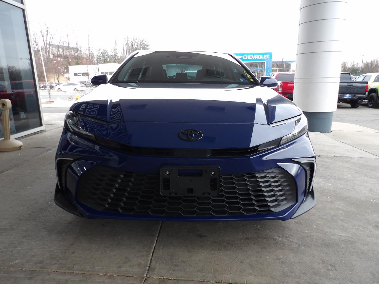 Toyota Camry SE 2025