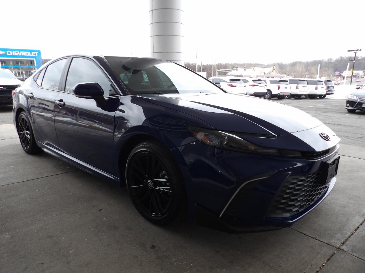 Toyota Camry SE 2025