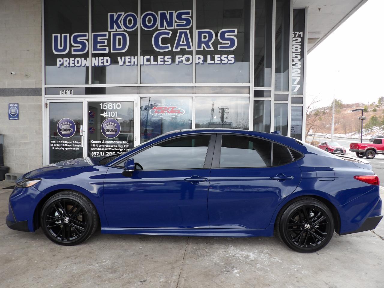 Toyota Camry SE 2025