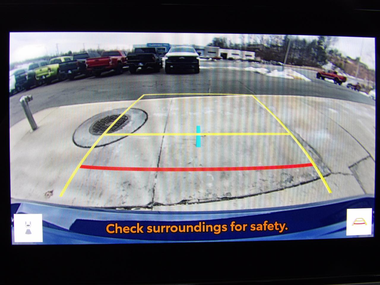 Toyota Camry SE 2025