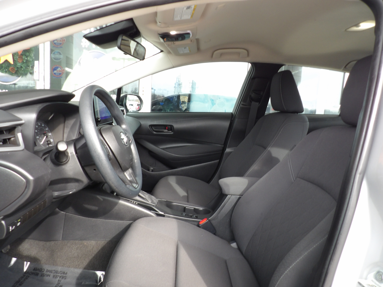 Toyota Corolla LE CVT (Natl) 2024