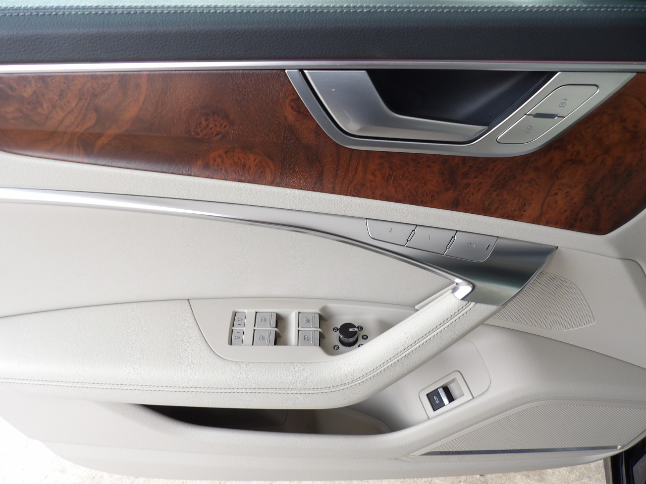 Audi A6 Sedan Premium Plus 55 TFSI quattro 2023