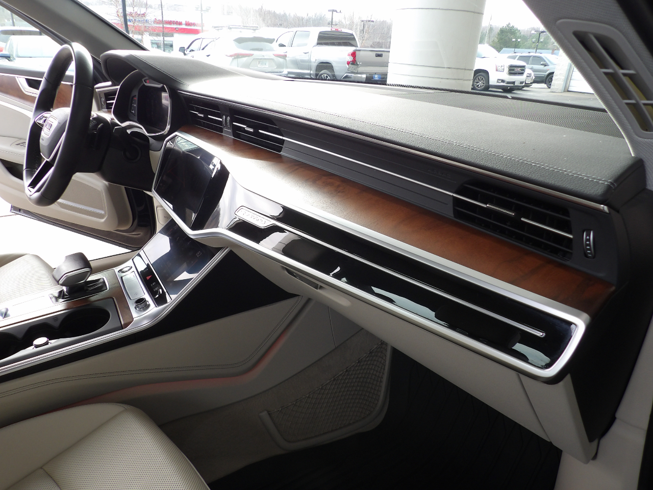 Audi A6 Sedan Premium Plus 55 TFSI quattro 2023