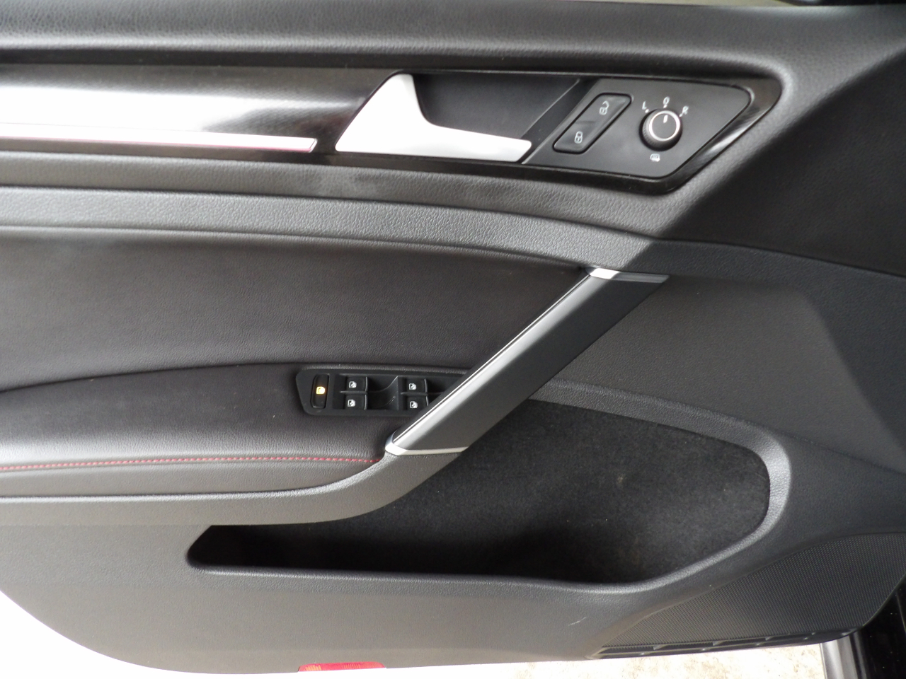 Volkswagen Golf GTI 4dr HB Man S w/Performance Pkg 2016