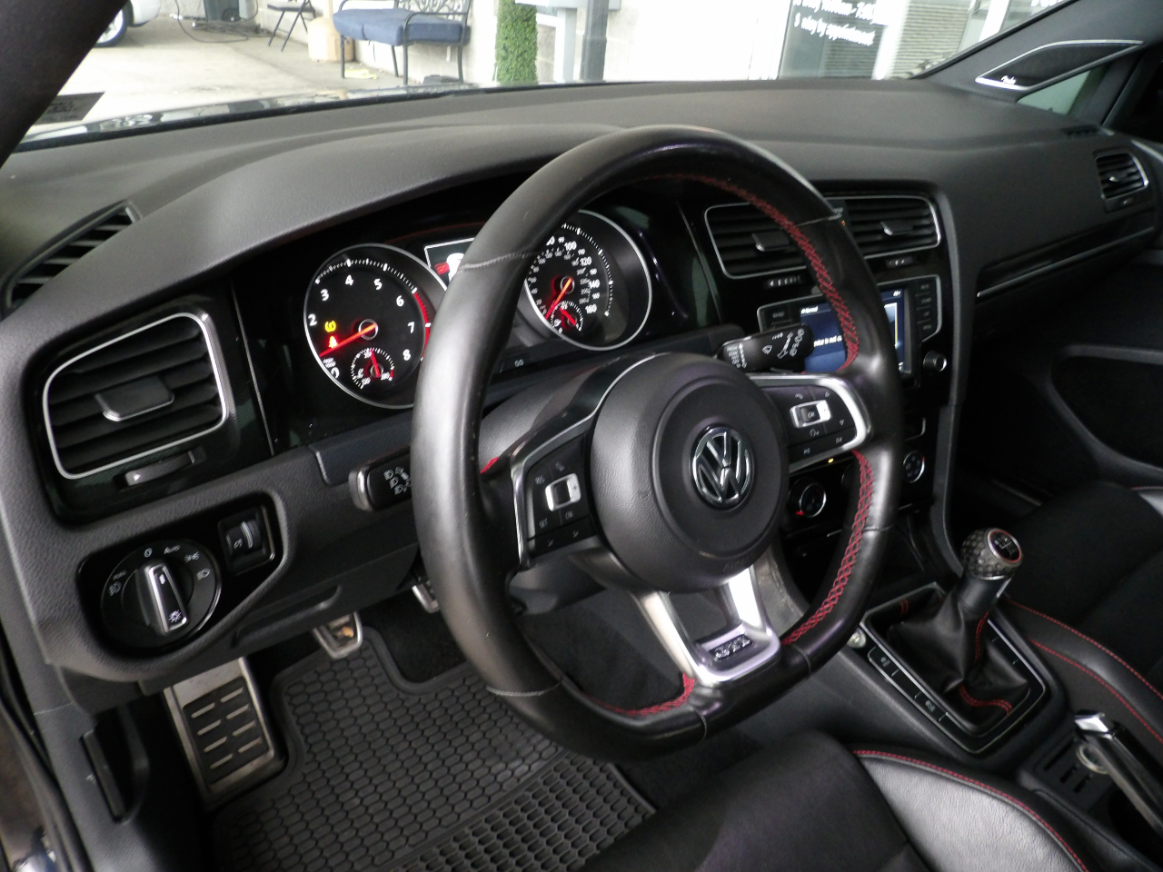 Volkswagen Golf GTI 4dr HB Man S w/Performance Pkg 2016