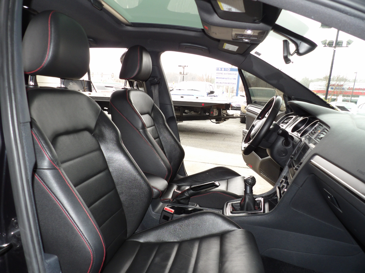 Volkswagen Golf GTI 4dr HB Man S w/Performance Pkg 2016