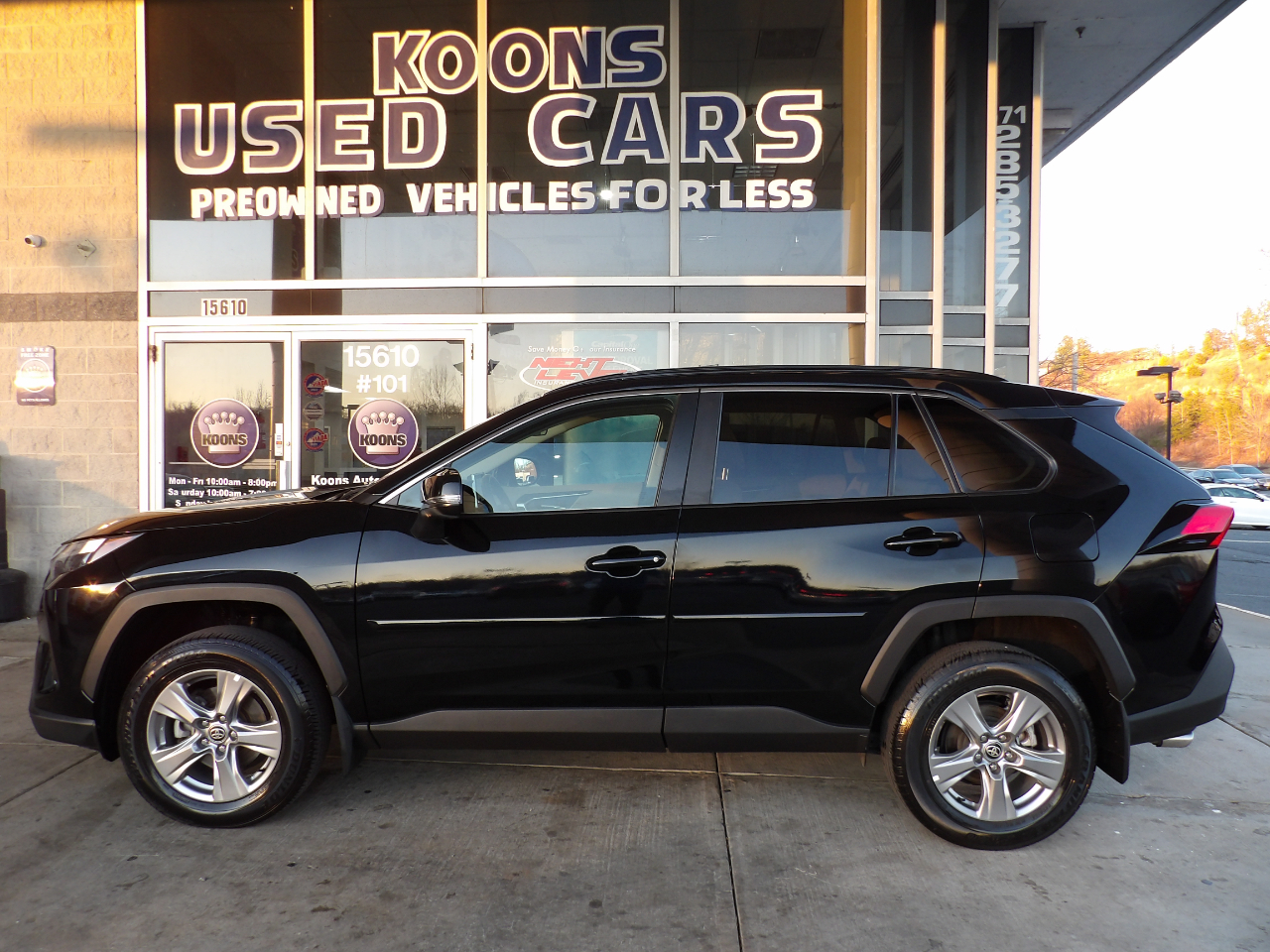 Toyota RAV4 XLE AWD (Natl) 2024