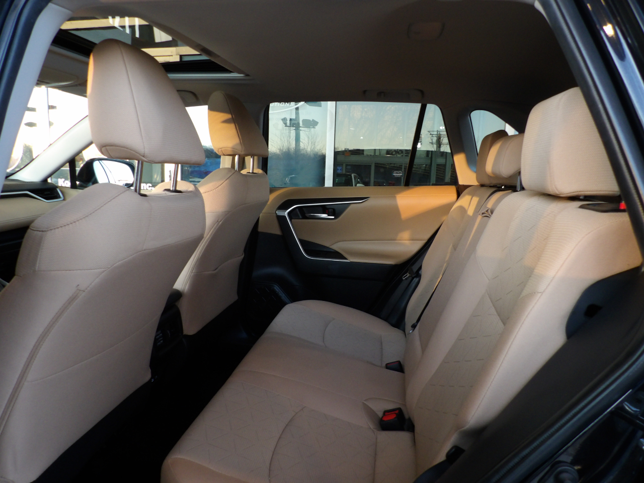 Toyota RAV4 XLE AWD (Natl) 2024