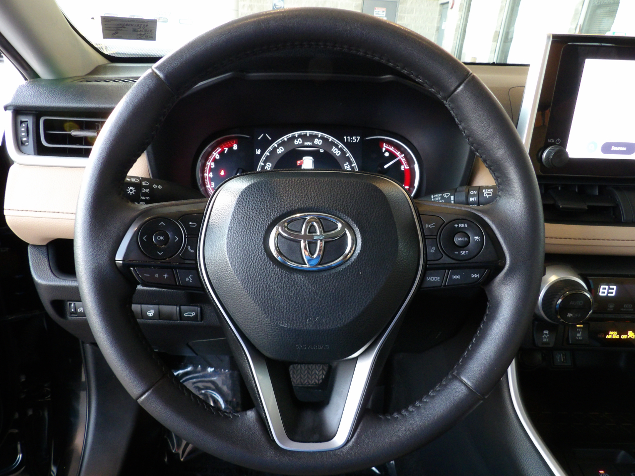 Toyota RAV4 XLE AWD (Natl) 2024