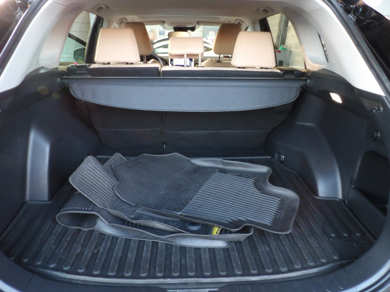 Toyota RAV4 XLE AWD (Natl) 2024