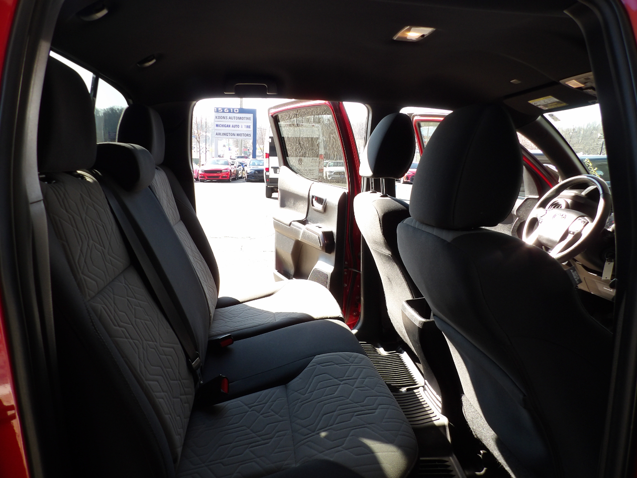 Toyota Tacoma 4WD TRD Sport Double Cab 6' Bed AT (Natl) 2021