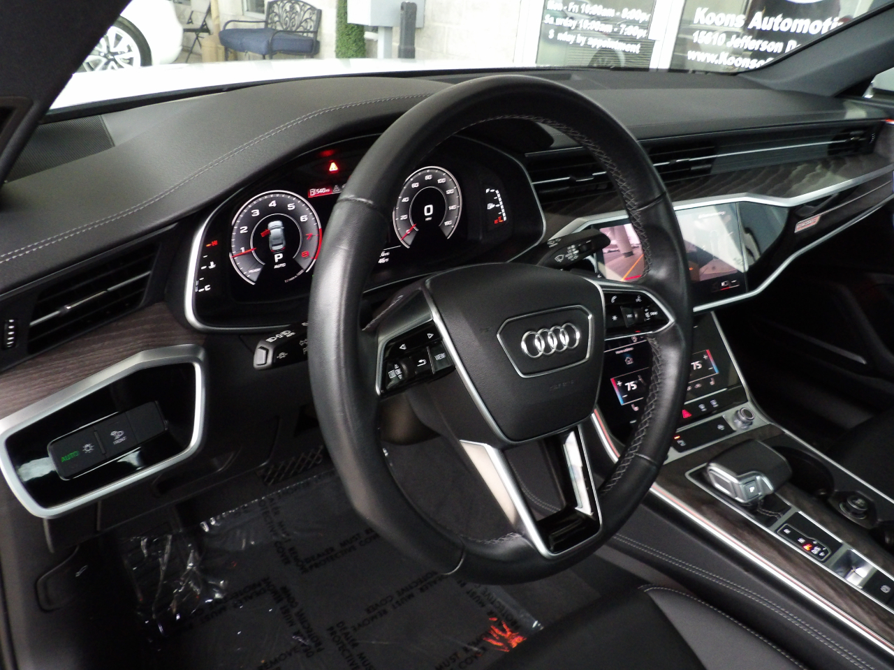 Audi A6 Sedan Premium Plus 45 TFSI quattro 2024