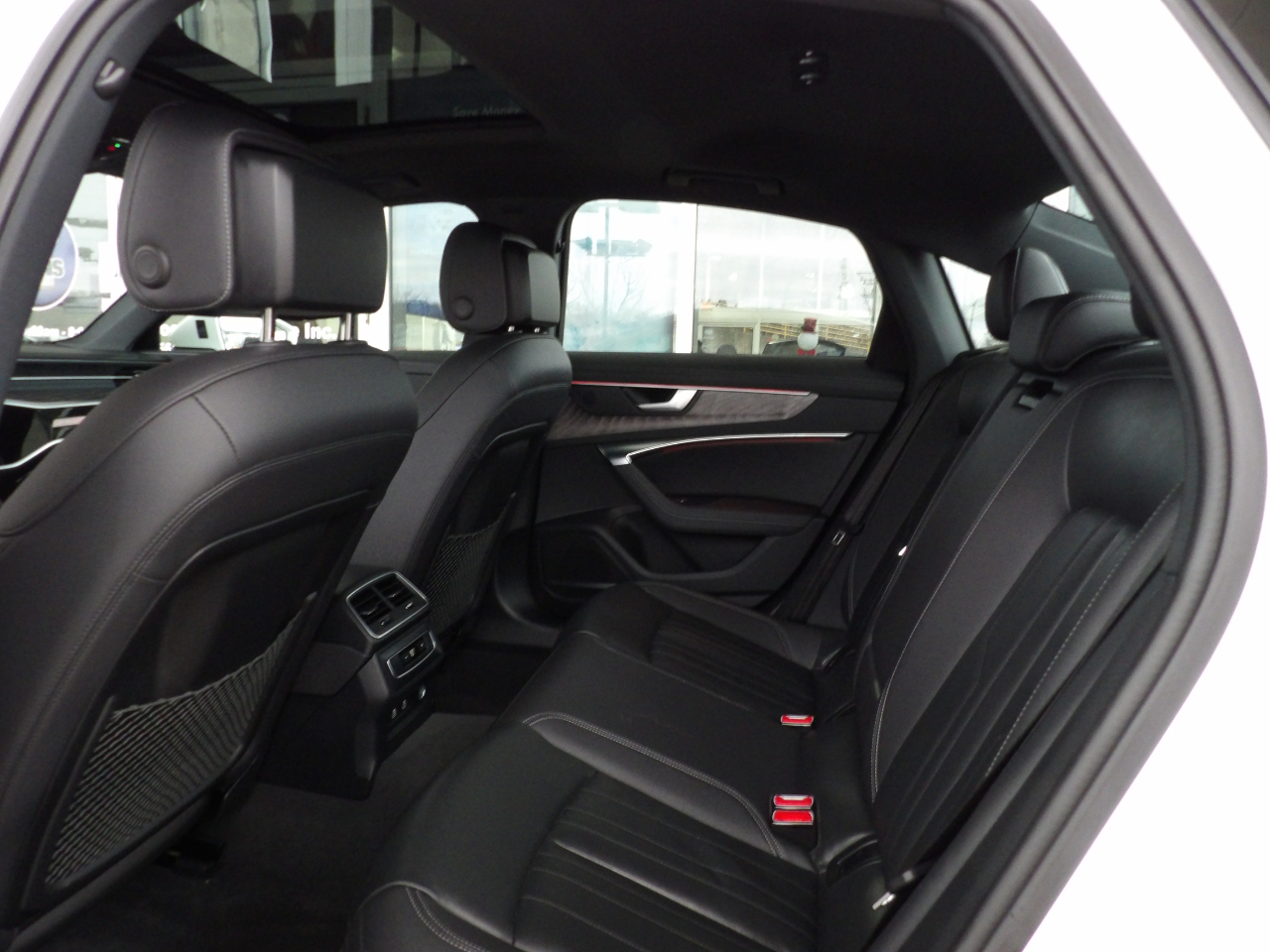 Audi A6 Sedan Premium Plus 45 TFSI quattro 2024