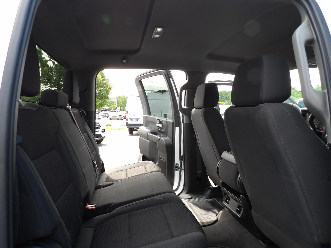 Chevrolet Silverado 2500HD 4WD Crew Cab 159" Custom 2021