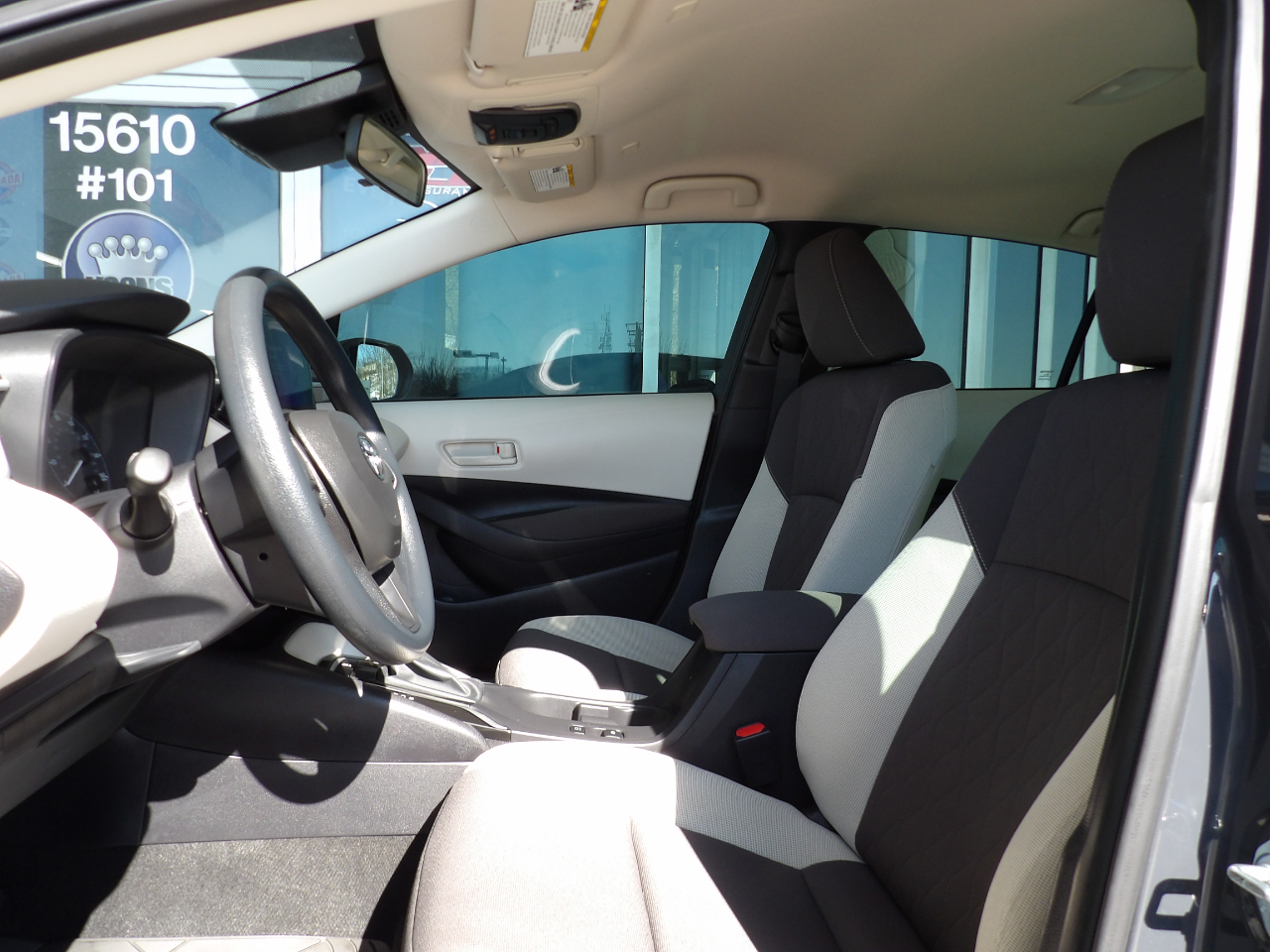 Toyota Corolla LE CVT (Natl) 2025