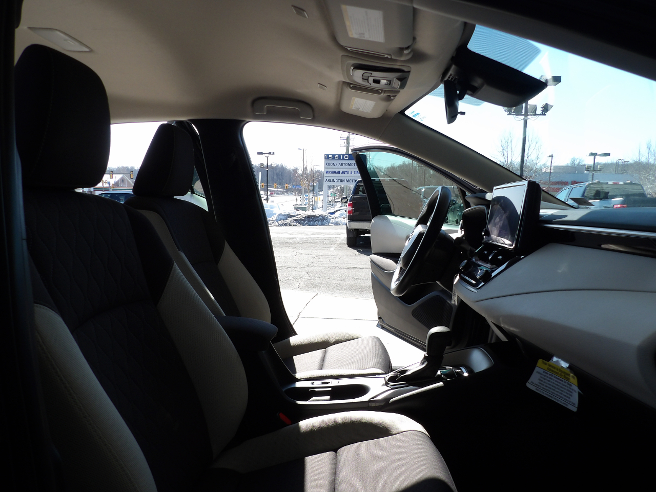 Toyota Corolla LE CVT (Natl) 2025