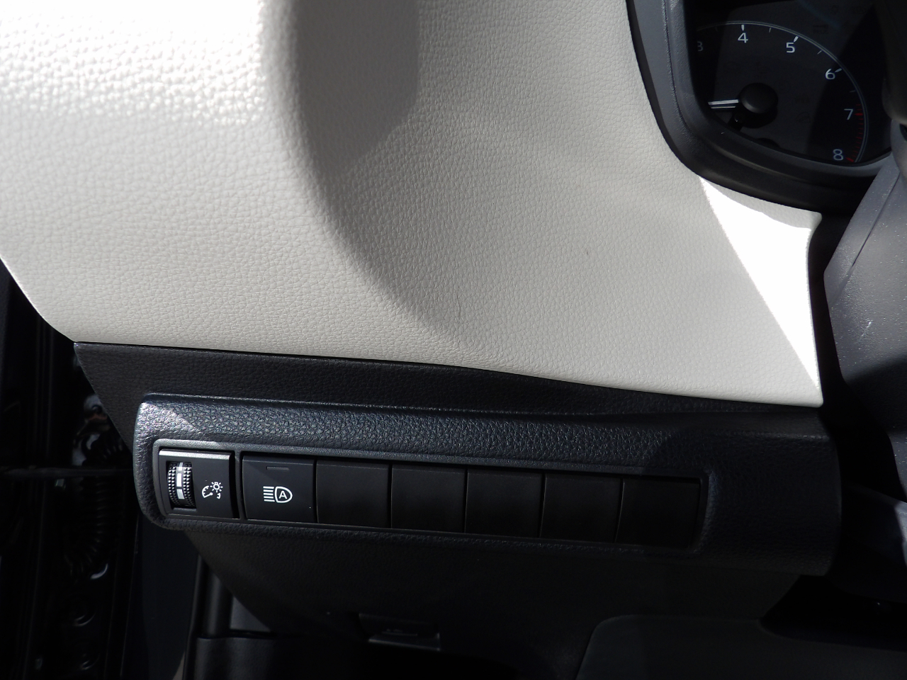 Toyota Corolla LE CVT (Natl) 2025