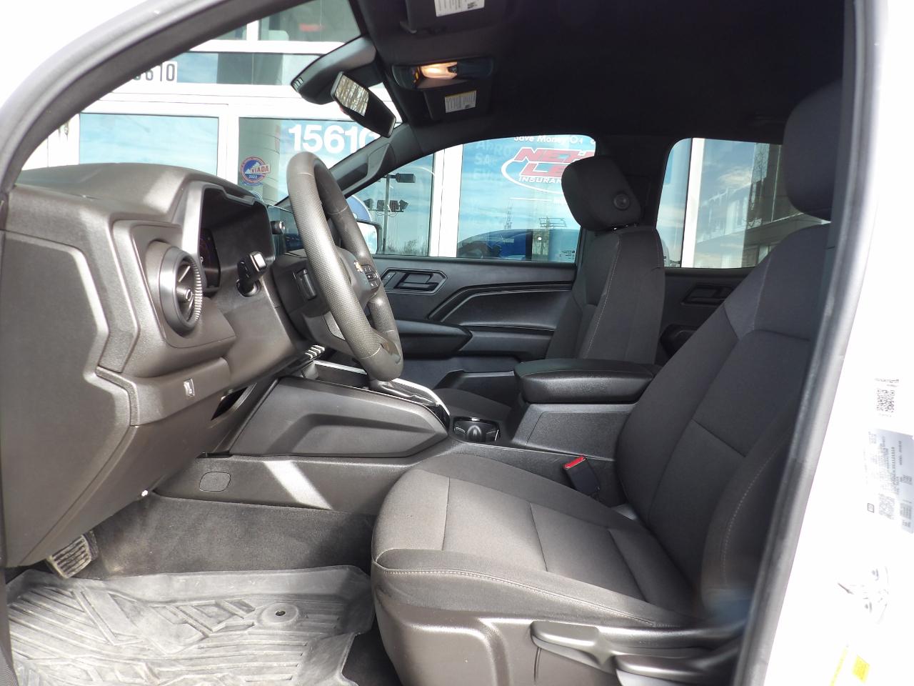 Chevrolet Colorado 2WD Crew Cab WT 2025