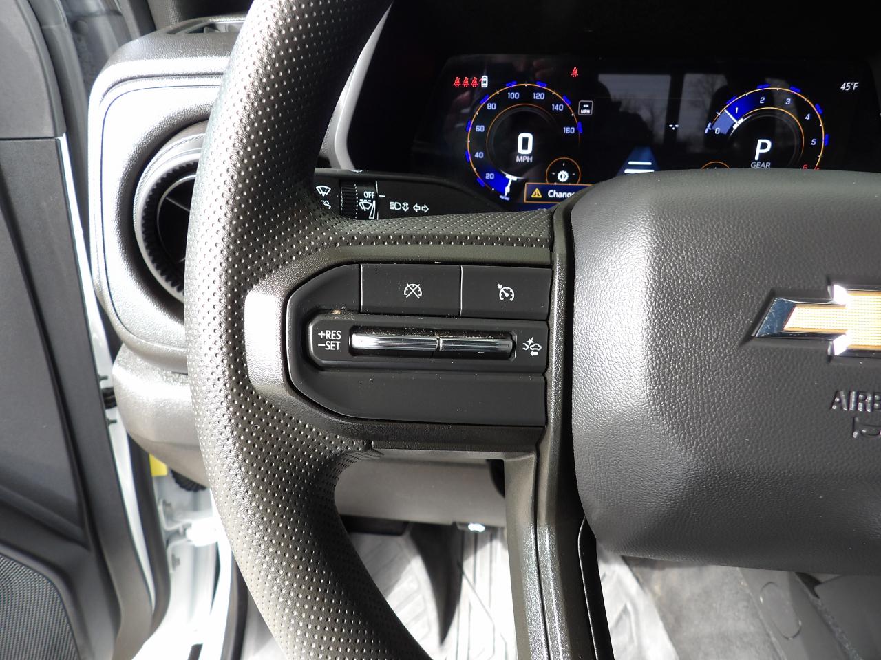 Chevrolet Colorado 2WD Crew Cab WT 2025