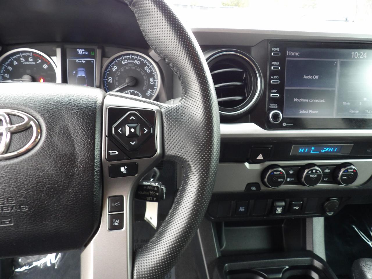 Toyota Tacoma 2WD SR5 Double Cab 5' Bed V6 AT (Natl) 2022