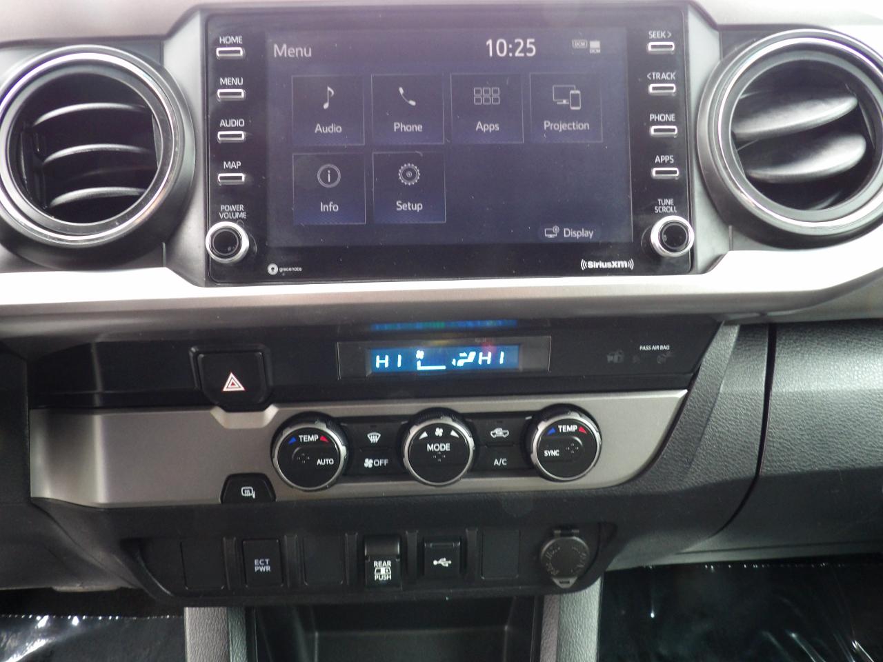 Toyota Tacoma 2WD SR5 Double Cab 5' Bed V6 AT (Natl) 2022