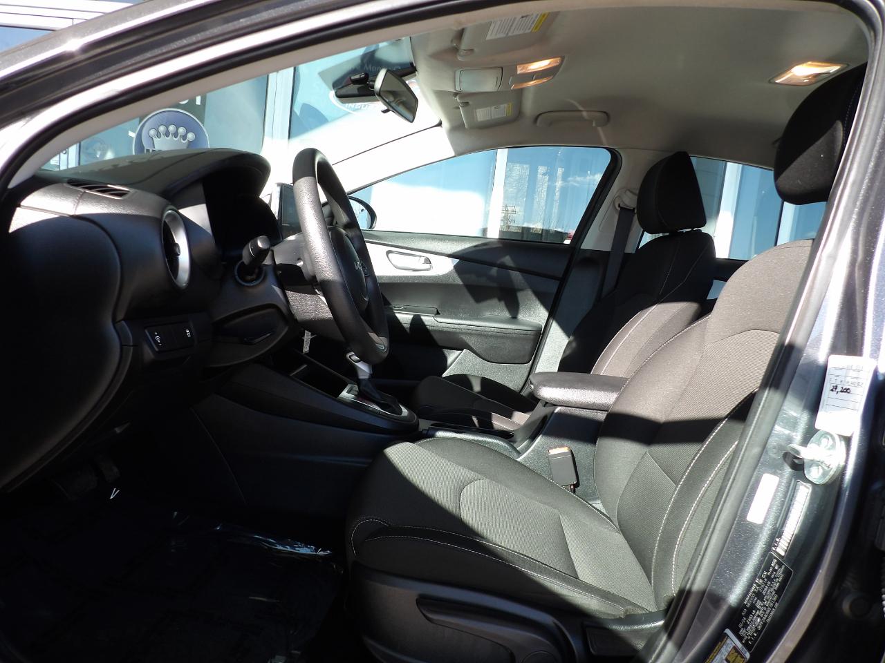 Kia Forte LXS IVT 2024